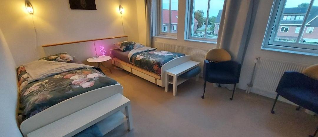 Airbnb 'Logeren Aan Het Plein' In Het Centrum Van Meppel Zimmer foto