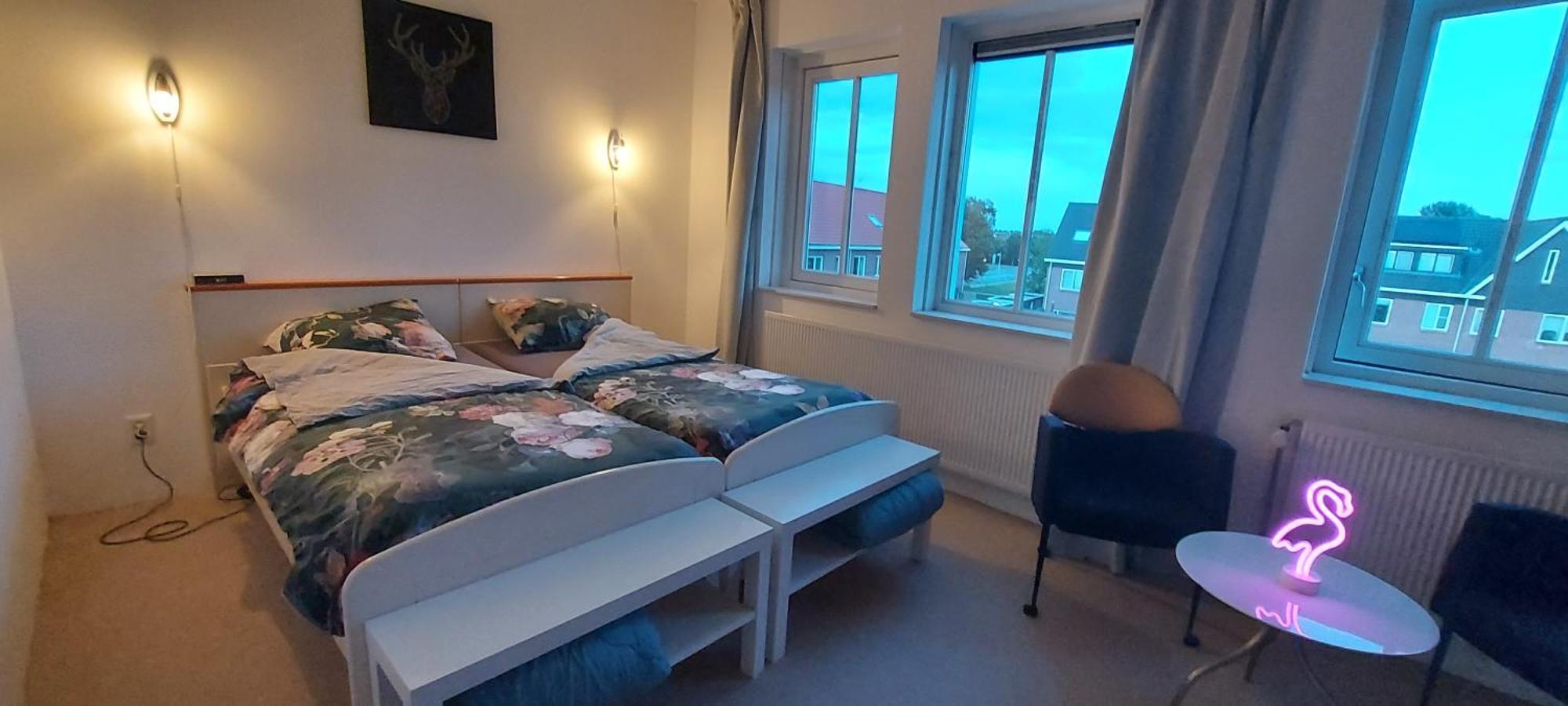 Airbnb 'Logeren Aan Het Plein' In Het Centrum Van Meppel Exterior foto